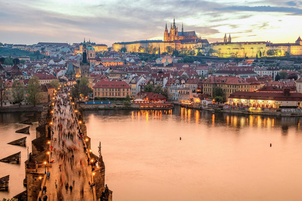 Prag Karlsbrücke und Burg